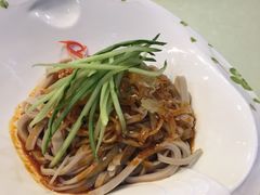 -伊和园清真餐饮