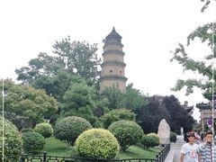 -宝庆寺塔