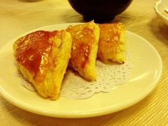 榴莲酥-唐宫海鲜舫