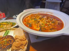 -魏铭鱼头捞饭(晋阳路店)