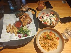-JINNS锦时 steak&pizza(浸信会礼拜堂旧址店)