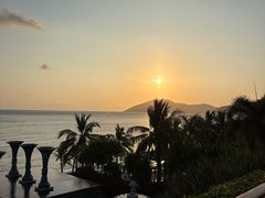 -日落吧·海景咖啡厅·餐酒吧·鸡尾酒·下午茶·乐队表演·浪漫夕阳·三亚文华东方酒店