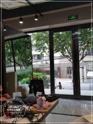 -PE SALON