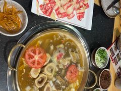 -顶顶汤火牛排火锅·经典铜锅涮肉