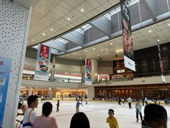 -冰纷万象滑冰场(深圳万象城店)