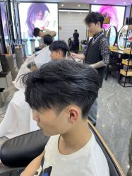 -藤野造型烫染·漂发