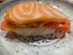 -万岁料理回转寿司(华贸店)