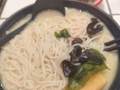 -肥汁米蘭香港米线(长宁来福士店)