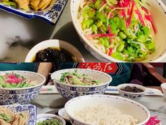 老北京炸酱面-海碗居(王府井店)