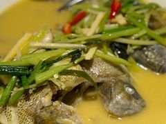 水乡百年烧溪鱼-渔沧米缸·绍兴美食(万达店)