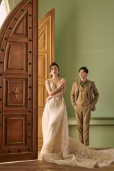 -雪中彩影婚纱摄影·微光艺术中心