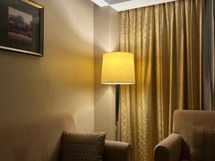 -汕尾巴黎半岛酒店