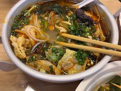-丽丽三鲜螺蛳粉(田林路店)