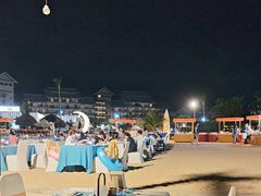 -亚龙湾希尔顿自助餐厅·海鲜·烧烤·沙滩BBQ·现场乐队