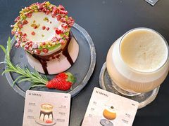 花环-BE NORMAL CAFE(霞溪路店)