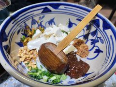 -蜗牛小馆醉乡民谣云南菜(惠新西里店)