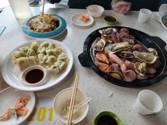 -巧克力渔家.小船海鲜胶东菜(万平口店)