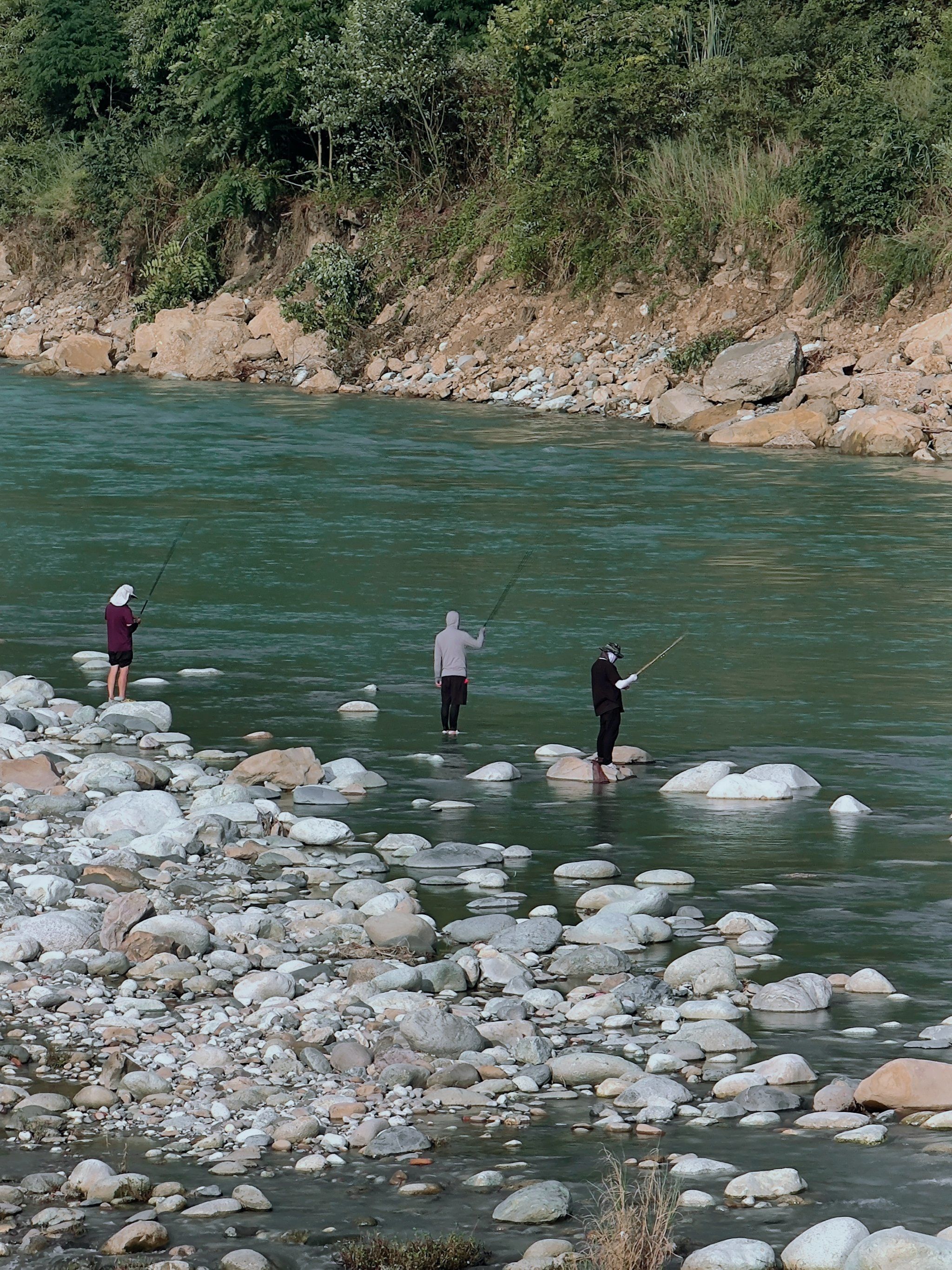镇外面那条河

#爱生活爱钓鱼#钓鱼的乐趣只有钓鱼人懂#好山好水
