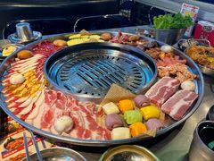 -哈哈碳都·牛肋条无限自助烤肉(台江万达店)