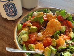 虾仁牛油果沙拉-RAC BAR(安福路店)