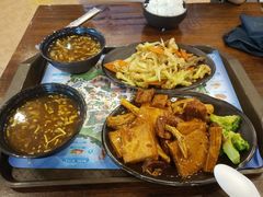 -横琴湾畔餐厅(长隆海洋王国白鲸剧场店)