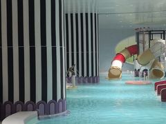 -涨巢·潮玩水疗局