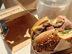 -麦当劳(世博广场店)