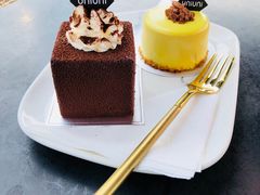 -UNI UNI(环亚凯瑟琳店)