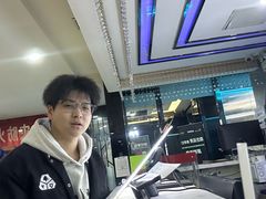 -绿树电竞(五路店)