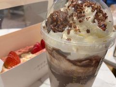 -奈雪的茶(青岛卓悦里INTOWN店)