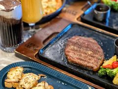 -必胜客(东大桥店)