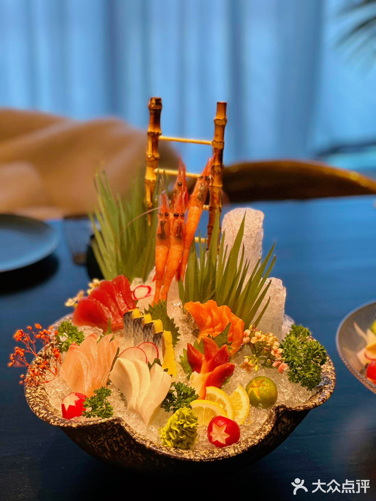 环境超好的日料店藏在公园里