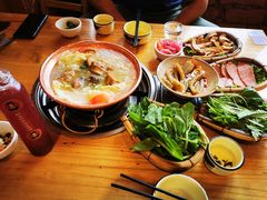-阿婆情腊排骨火锅(金虹路店)