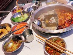 -憨铁匠老火锅(龙岗万科里店)