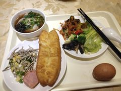 -碧中海汤泉汗蒸酒店