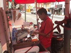 -詹爷爷乌节路街头冰淇淋