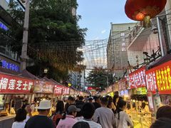 -正宁路小吃夜市