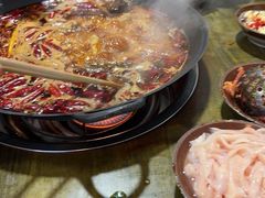 -黄潇洒老火锅(九眼桥宏济巷店)