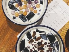 芋圆珍珠烧仙草-十六蒲(桂林路店)