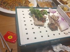 -俭寨大盘鸡·手抓肉·烧烤新疆菜(乌苏路店)