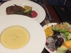 -食间牛排(湖西路店)