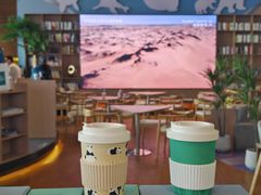 -抱抱地球咖啡馆(国家海洋博物馆店)