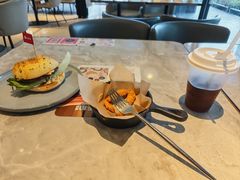 -必胜客(骡马市店)