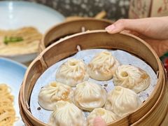 -馋三尺蟹粉小笼(人民广场店)