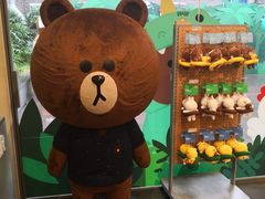 -LINE FRIENDS Garosu-gil Flagship Store