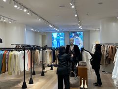 -东荟城名店仓