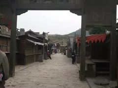 -清风小镇闯关东影视基地