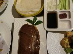 -贝勒爷·酥不腻烤鸭