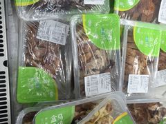-盒马鲜生(红莲店)