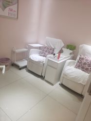 -蕾蕾美颜美容美体